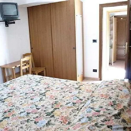 Chateau Des Dames Hotel